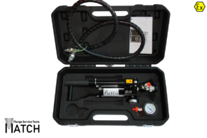 Hydraulic hand pump (HP350AEX) single connection with 1x black hydraulic hose ATEX in transport case