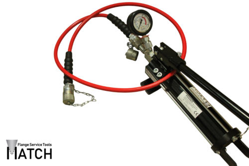 Hydraulic hand pump (P550AEX) Single connection with 1x red hydraulic hose