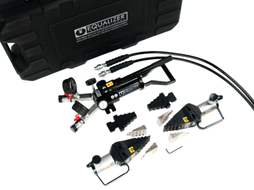 Hydraulic flange spreader SW15TE from Equalizer x2 with two hydraulic hoses, step blocks, HP350D hand pump, safety blocks and transport case